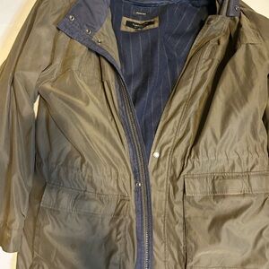 Claiborne Men's Olive Puffer Jacket with Navy Interior